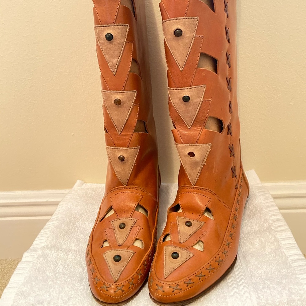Unique Detailed Leather Boots